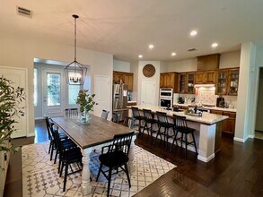 10004 Jersey Shore Dr in Bakersfield, CA - Building Photo - Building Photo