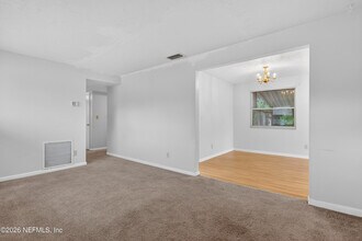 7248 Stonehurst Rd N in Jacksonville, FL - Building Photo - Building Photo