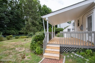 65 Little Silver Pkwy in Little Silver, NJ - Building Photo - Building Photo