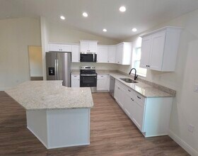 742 W Deacon Pl in Citrus Springs, FL - Building Photo - Building Photo