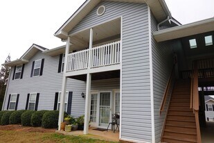 205 Pelham Square Way in Greer, SC - Building Photo