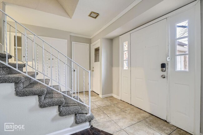 1401 Paris Dr, Unit E47 in Grand Prairie, TX - Building Photo - Building Photo