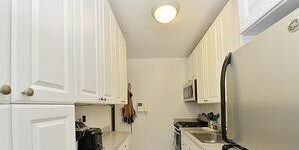 124 E 24th St-Unit -#D2 in New York, NY - Building Photo - Building Photo