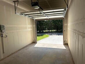 202 Henderson St in Bonham, TX - Building Photo - Building Photo