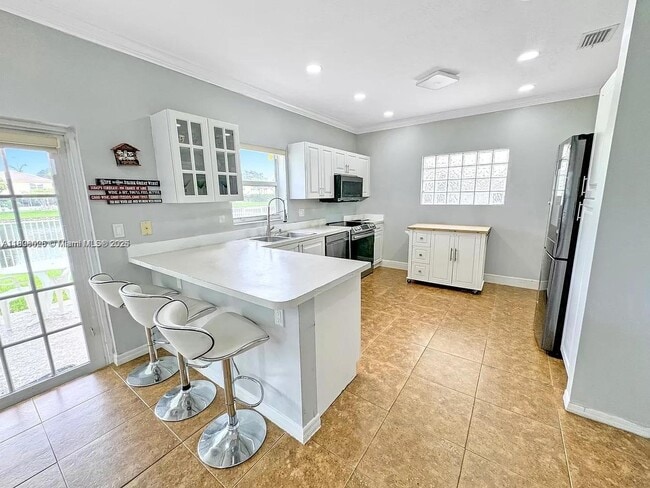 5901 S Sable Cir in Margate, FL - Building Photo - Building Photo