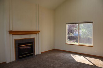 625 Brewer Dr in Fort Collins, CO - Building Photo - Building Photo