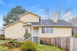 429 Dickens Dr in Raleigh, NC - Building Photo