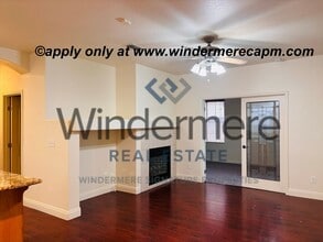 2053 N Bend Dr in Sacramento, CA - Building Photo - Building Photo