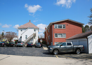 205 - 209 E Palatine Rd, Palatine, IL 60067 in Palatine, IL - Building Photo - Building Photo