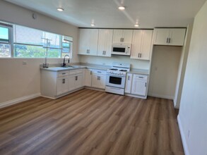 249 E Graham Ave in Lake Elsinore, CA - Building Photo - Building Photo