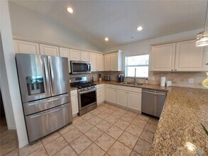 8830 SE 167th Mayfield Pl in the Villages, FL - Building Photo - Building Photo