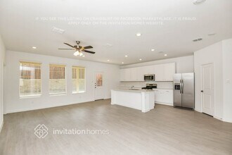325 Sedalia Trl in Justin, TX - Building Photo - Building Photo
