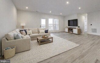 1141 Fortune Terrace in Potomac, MD - Building Photo