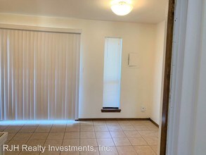 1901 E Lindsey St in Norman, OK - Building Photo - Building Photo