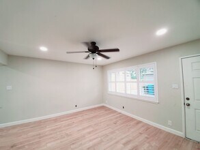2839 Devonshire Ave in Redwood City, CA - Building Photo - Building Photo