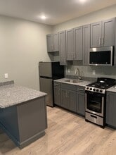 14 Yeamans St in Revere, MA - Building Photo - Building Photo