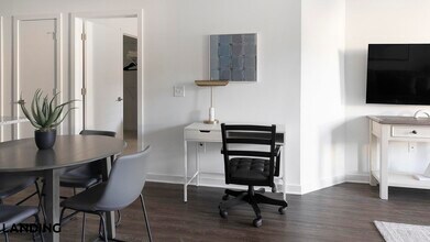 2110 Birkhall St in Raleigh, NC - Foto de edificio - Building Photo