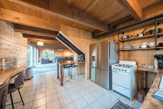199 Fremont Rd in Lake Arrowhead, CA - Building Photo - Building Photo