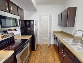 Village at Juban Lakes in Denham Springs, LA - Building Photo - Building Photo