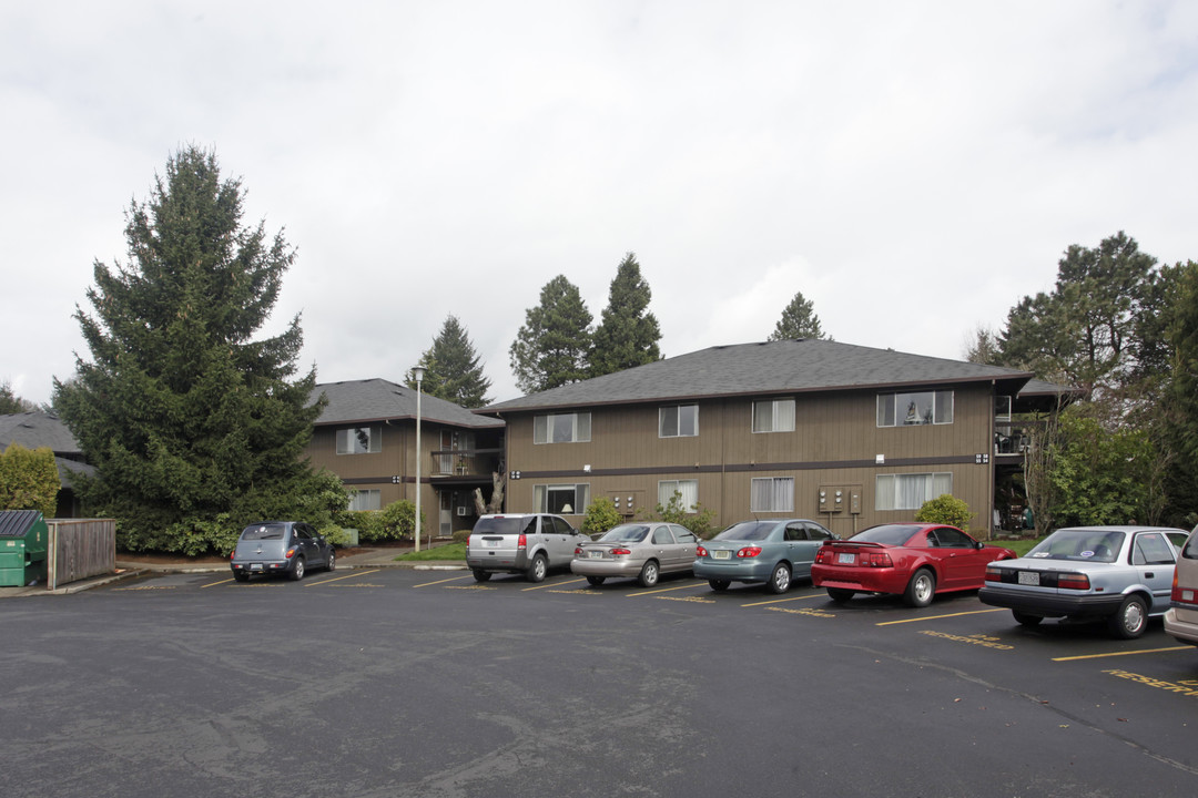 Forest Villa in Forest Grove, OR - Foto de edificio