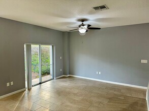 930 Lakefront Village Dr in Clermont, FL - Building Photo - Building Photo
