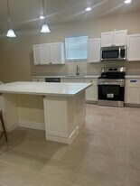 768 Lindo Ln in Port St. Lucie, FL - Building Photo