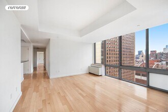 225 W 60th St in New York, NY - Building Photo - Building Photo