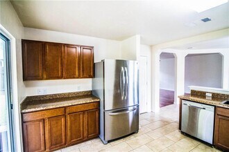413 Moorhen Cove in Leander, TX - Building Photo - Building Photo