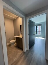 367 Western Ave, Unit 606 in Boston, MA - Foto de edificio - Building Photo