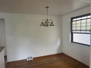 218 Bronx Ave in Pittsburgh, PA - Building Photo - Building Photo