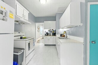 3516 Flora Ave in Kansas City, MO - Building Photo - Building Photo