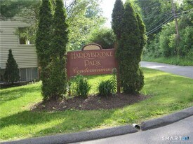 23 Harry Brook Village in New Milford, CT - Building Photo
