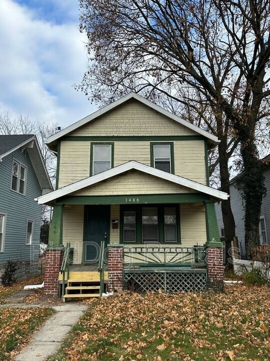 1486 Minnesota Ave in Columbus, OH - Building Photo