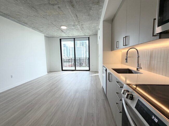 1635 NE Miami Ct, Unit A1 in Miami, FL - Foto de edificio - Building Photo