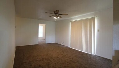 4071 Gallery Sun Dr in San Antonio, TX - Building Photo - Building Photo