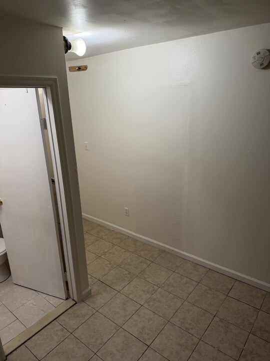 26210 149th Rd in Rosedale, NY - Foto de edificio