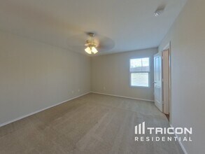 6028 Parkview Hills Ln in Fort Worth, TX - Building Photo - Building Photo