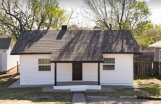 26 Elkhart Ave in Elkhart, KS - Building Photo