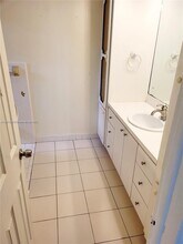 7590 NW 20th Ct in Sunrise, FL - Building Photo - Building Photo