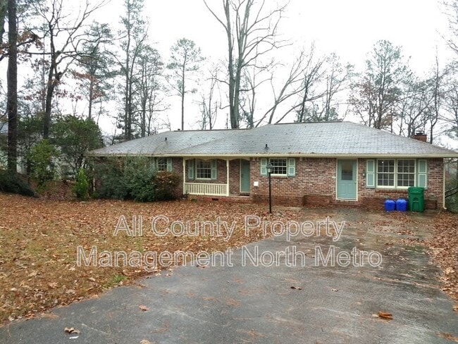 property at 1273 Becket Dr NE