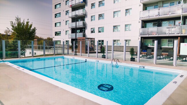 616 Strathcona St in Winnipeg, MB - Building Photo - Building Photo