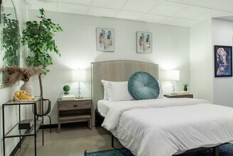 1020 16th St NW in Washington, DC - Building Photo - Building Photo