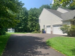9804 Anvil Ct in Perry Hall, MD - Building Photo - Building Photo