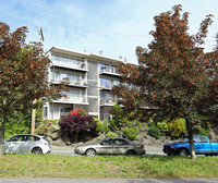 Magnolia Apartments in Seattle, WA - Foto de edificio - Building Photo