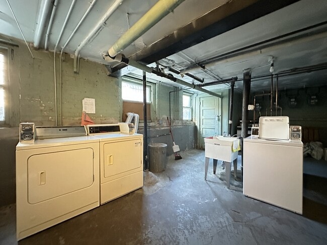 4311 N Francisco Ave, Unit K00J
