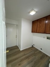 17584 Fisher St in Victorville, CA - Building Photo - Building Photo