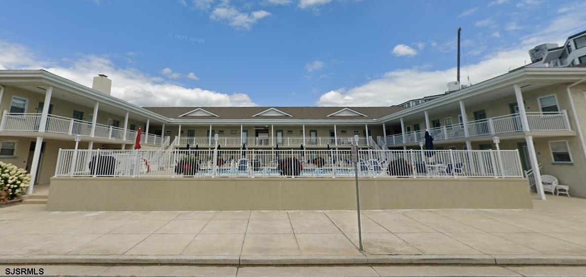 1600 Atlantic Ave in Longport, NJ - Building Photo