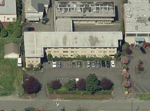 The Trianon Apartments in Burien, WA - Building Photo - Building Photo