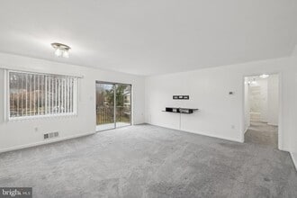 10607 Weymouth St, Unit 201 in Bethesda, MD - Building Photo - Building Photo