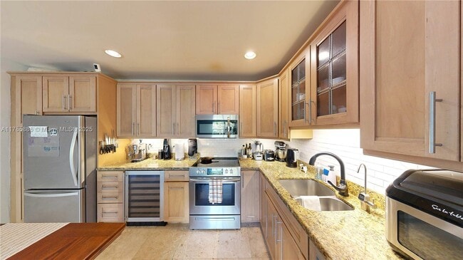 property at 530 NE 15th Ct